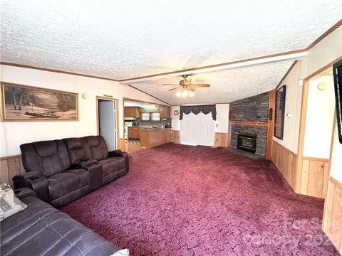 194 Guilford Rd, Harmony, NC 28634 photo 8