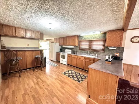 194 Guilford Rd, Harmony, NC 28634 photo 11