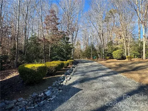 194 Guilford Rd, Harmony, NC 28634 photo 3