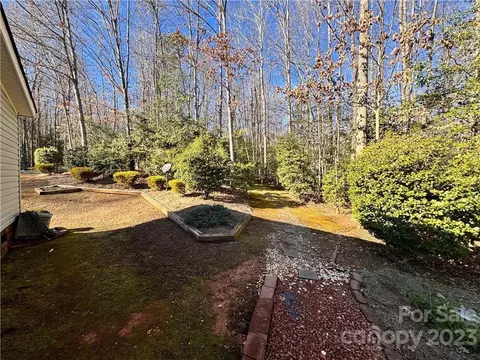 194 Guilford Rd, Harmony, NC 28634 photo 22