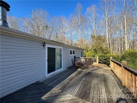 194 Guilford Rd, Harmony, NC 28634 photo 23