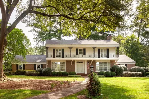 1310 Park Ln, Gastonia, NC 28052