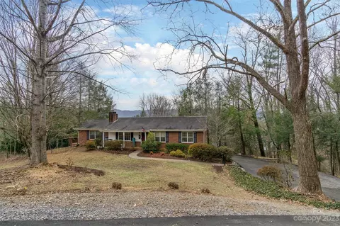 103 Hamburg Mountain Rd, Weaverville, NC 28787