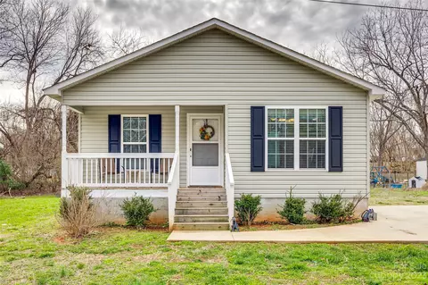 28 Hudson St, York, SC 29745