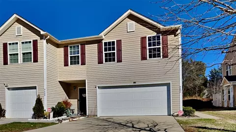 9604 Brackenview Ct, Charlotte, NC 28214