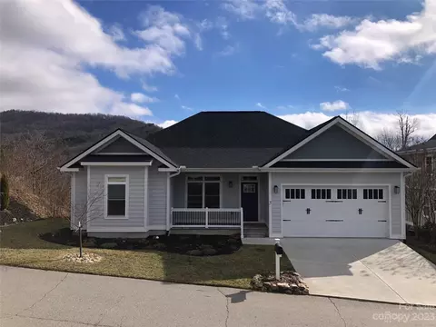 5 Endless View Dr, Weaverville, NC 28787