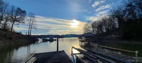 204 High Lake 16 Dr #16, Statesville, NC 28677