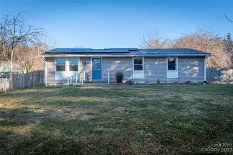 1621 Brevard Rd, Hendersonville, NC 28791