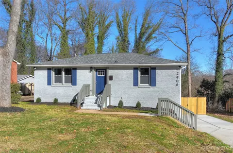2906 Ravencroft Dr, Charlotte, NC 28208