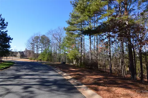 3028 Lake Pointe 172 Dr #172, Belmont, NC 28012