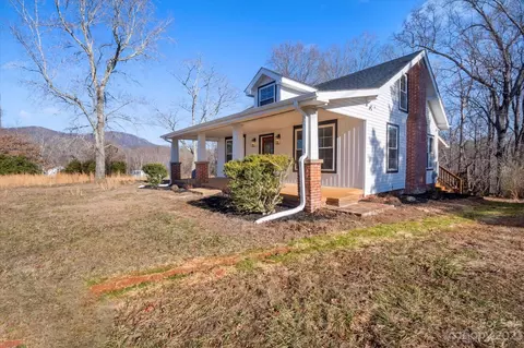 969 Peniel Rd, Columbus, NC 28722