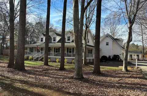 13801 Maple Hollow Ln, Mint Hill, NC 28227