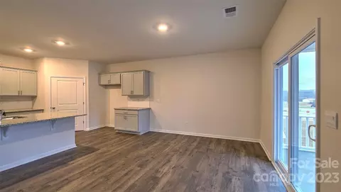 43 Callie River Ct, Clyde, NC 28786 photo 4