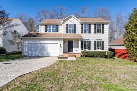 3100 Willamette Valley Dr, Charlotte, NC 28215