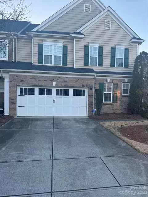 6715 Dusty Saddle Rd, Charlotte, NC 28277