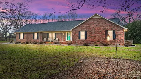 6985 Timberwood Dr, Harrisburg, NC 28075