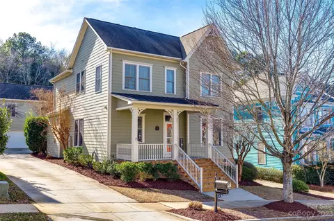 109 Mills Ln, Fort Mill, SC 29708