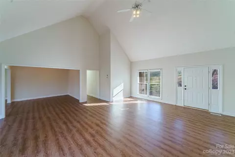 5378 Stone Brook Ct, Davidson, NC 28036 photo 9