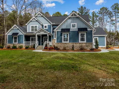 17339 Huntersville Concord Rd, Huntersville, NC 28078