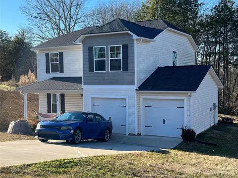 158 Crown Ct, Kings Mountain, NC 28086