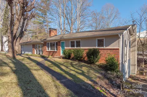 75 Baker Pl, Asheville, NC 28806