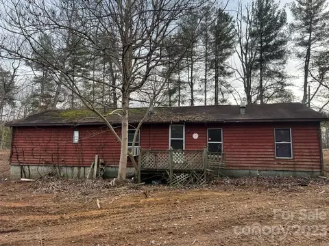 3978 Pritchard Dr, Morganton, NC 28655 photo 2