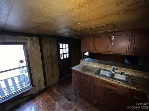 3978 Pritchard Dr, Morganton, NC 28655 photo 8