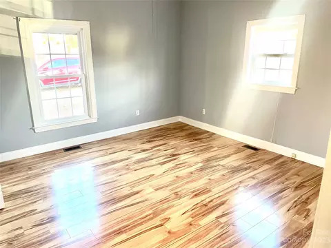 164 Joyner St, Cooleemee, NC 27014 photo 6