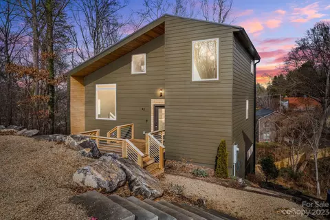 43 Ruslan Dr, Asheville, NC 28806