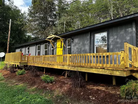 1385 Rock Springs Rd, Mill Spring, NC 28756