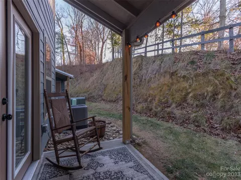 44 Trevor Trl, Clyde, NC 28721 photo 17