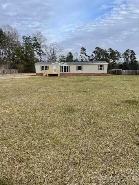 175 Grand Oaks Dr, Rockwell, NC 28138