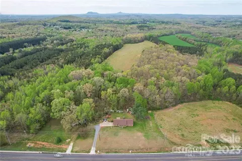 0000 Dallas Cherryville Hwy # B, Bessemer City, NC 28016