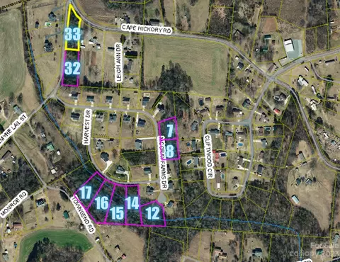 2484 Harvest 15 Dr #15, Hickory, NC 28601