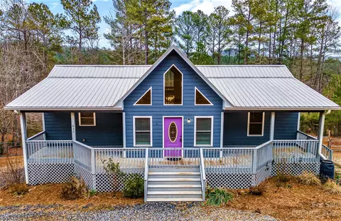 633 Hearthstone Dr, Union Mills, NC 28167