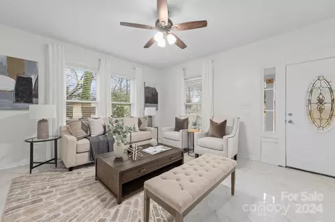 4420 Glenwood Dr, Charlotte, NC 28208