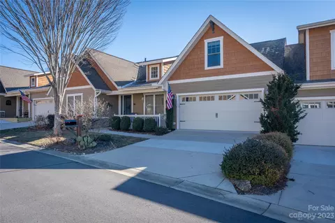 47 Creekside View Dr, Asheville, NC 28804