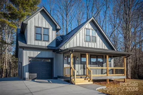 44 Curtis Miles Rd, Alexander, NC 28701