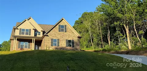 142 43rd Avenue Nw 329 Dr NW #329, Hickory, NC 28601