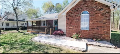 7828 Katherine Dr, Denver, NC 28037
