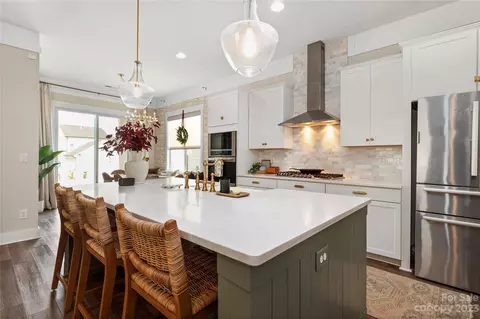 5121 Whitman Ave, Matthews, NC 28105