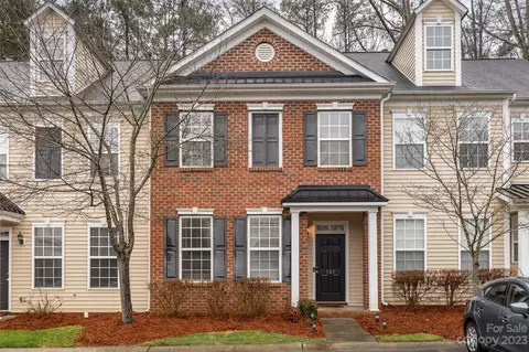 131 Charterhouse Ln, Fort Mill, SC 29715