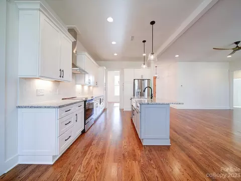 121 Hillcrest Ave, Clover, SC 29710 photo 19
