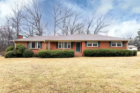 1129 Elliott Rd, Charlotte, NC 28216