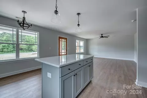 527 Blacksnake Rd, Stanley, NC 28164 photo 8