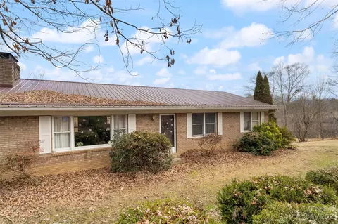 5155 Windy Woods Rd, Morganton, NC 28655