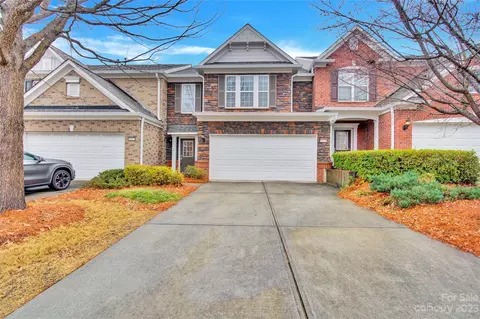 10429 Blairbeth St, Charlotte, NC 28277