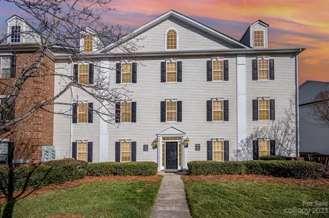 4006 Town Center Rd, Harrisburg, NC 28075