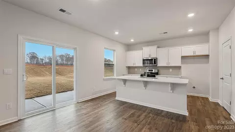368 Ridgeview Ln, Mars Hill, NC 28754 photo 4