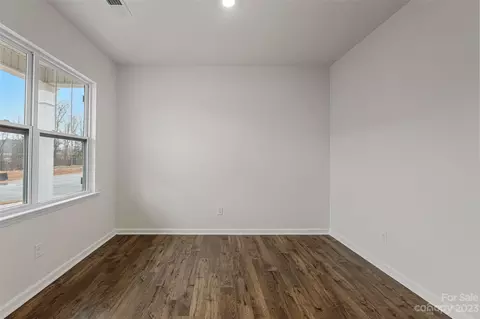 368 Ridgeview Ln, Mars Hill, NC 28754 photo 8